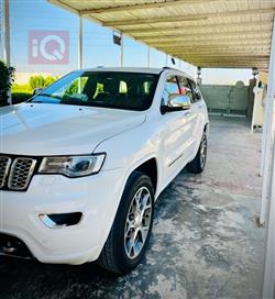 جیپ گراند شیرۆکی